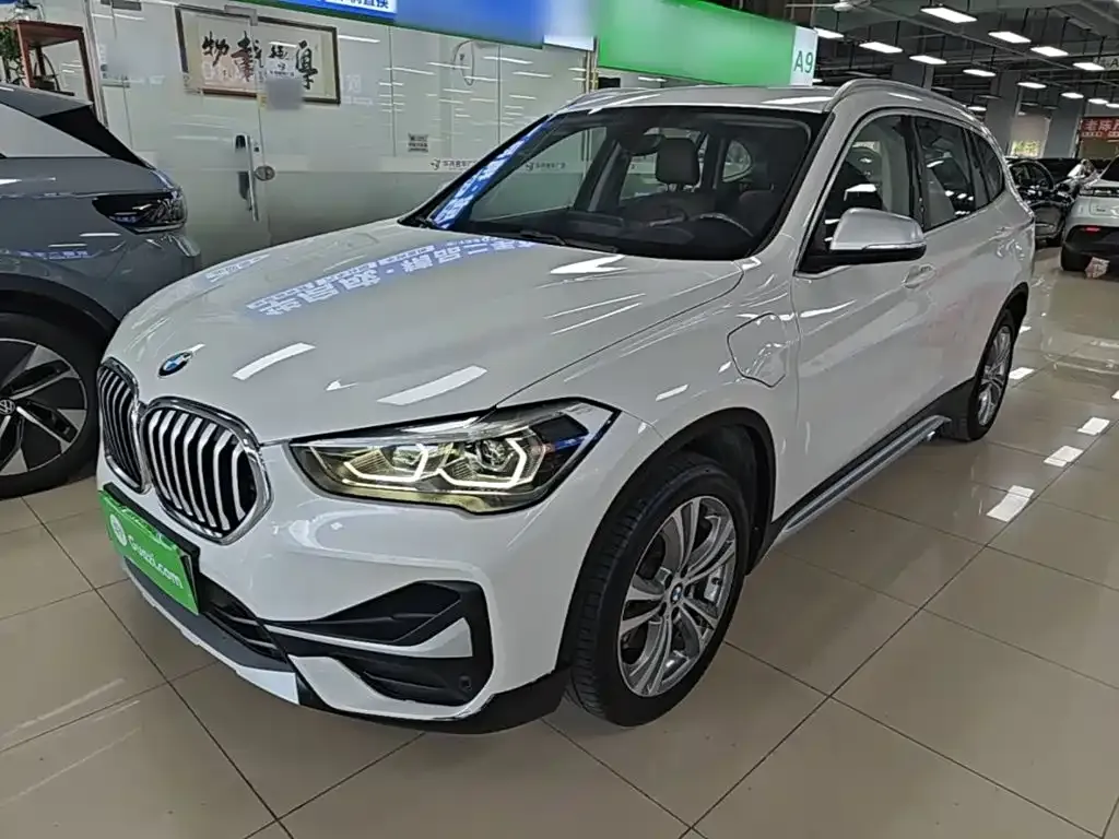 BMW X1 New Energy — фото 1