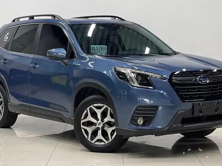 Subaru Forester — фото 5