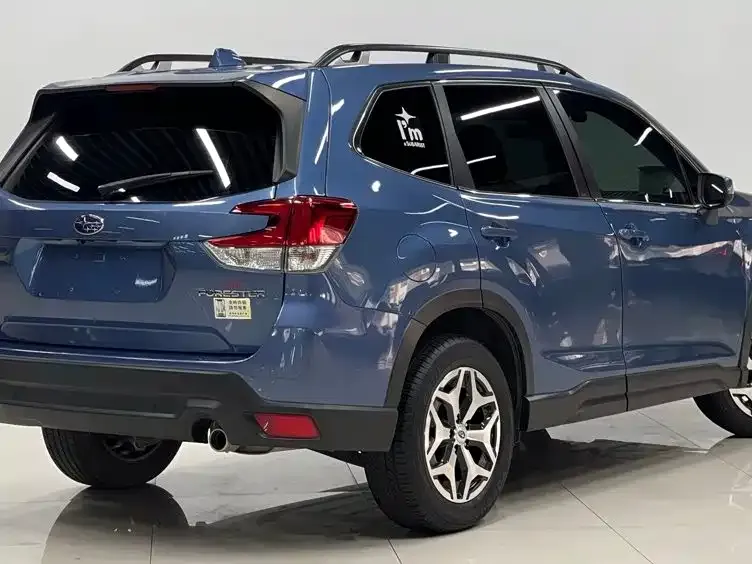 Subaru Forester — фото 2
