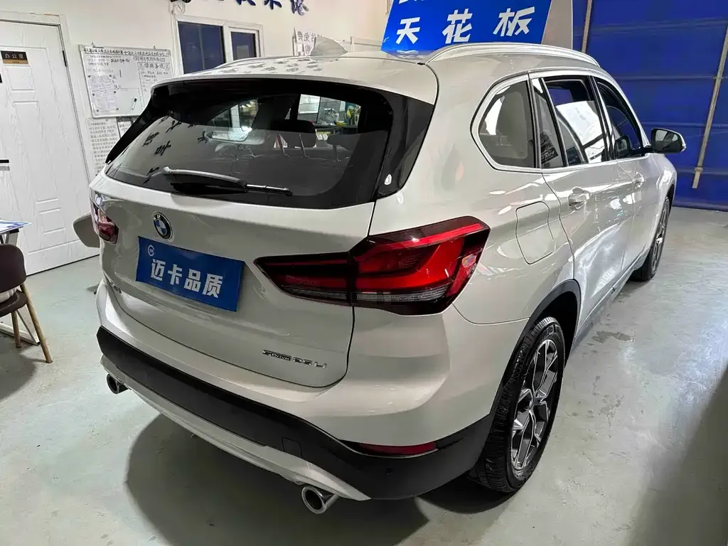 BMW X1 — фото 10