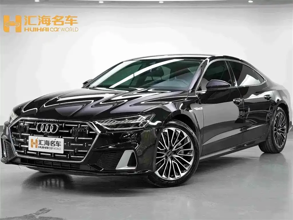 Audi A7L — фото 1