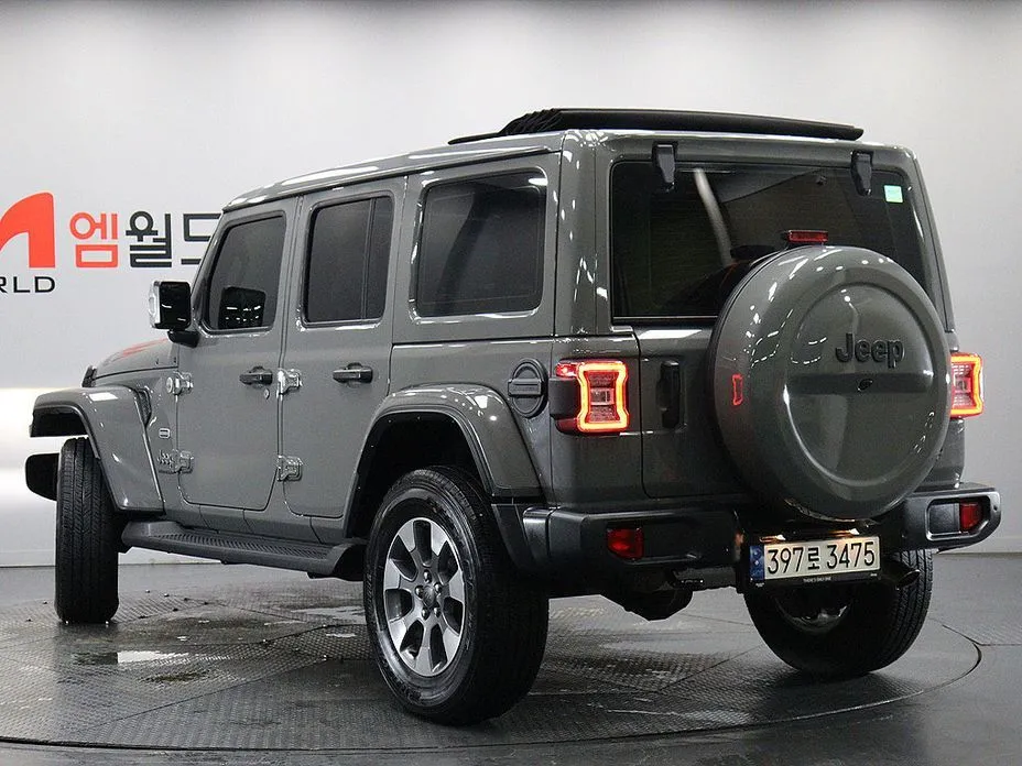 Jeep Wrangler — фото 2