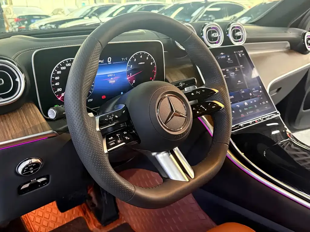 Mercedes-Benz GLC — фото 3