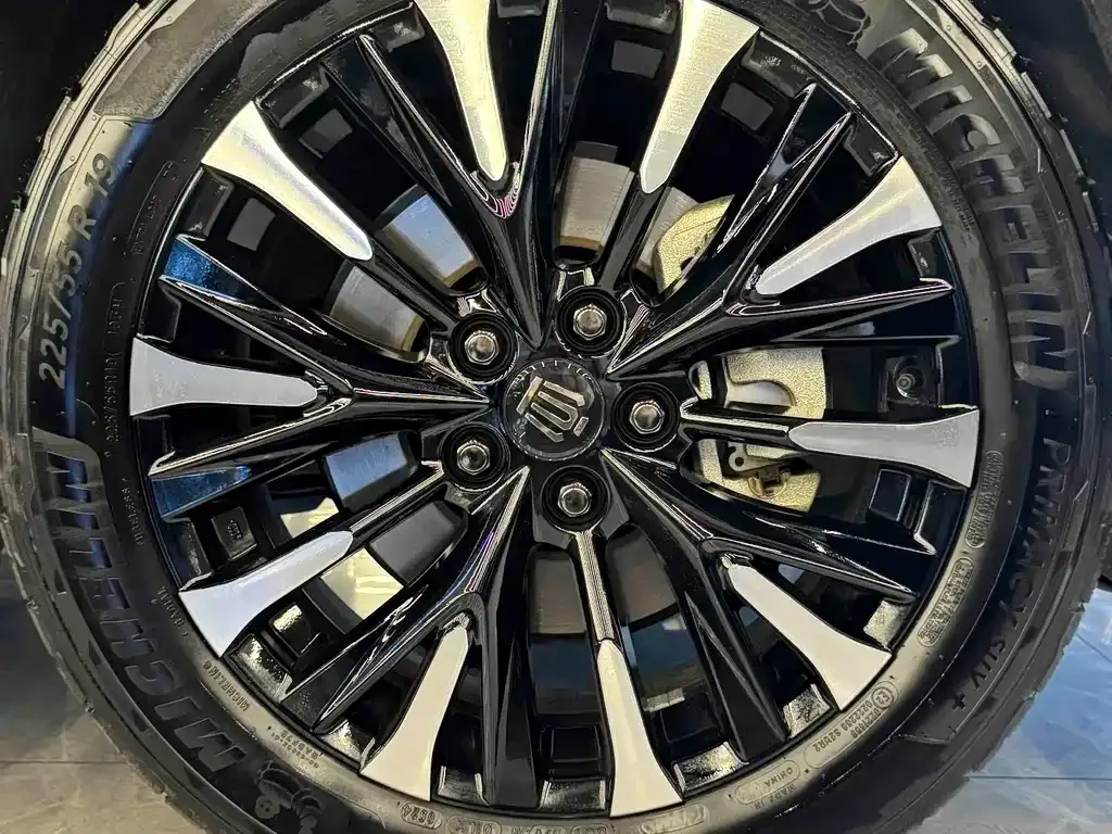 Toyota Vellfire — фото 4