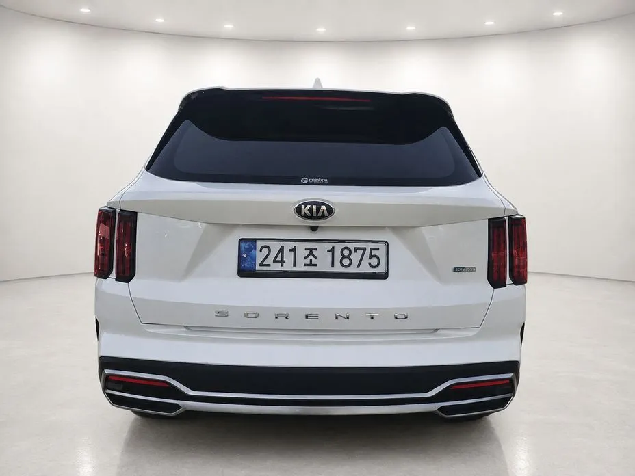 Kia Sorento — фото 10