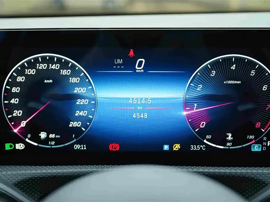 Mercedes-Benz CLA (Import) — фото 10