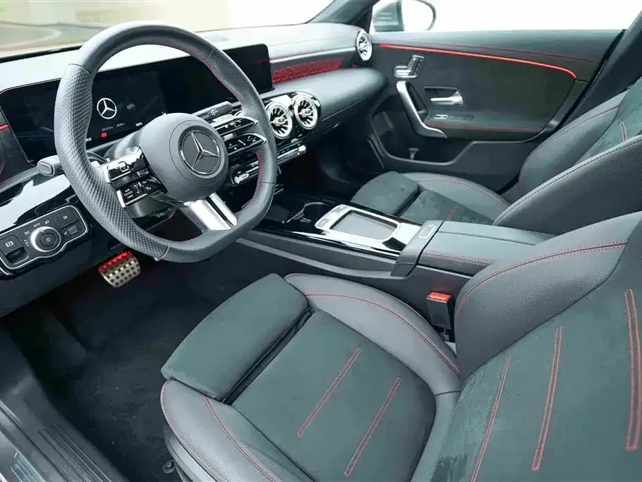 Mercedes-Benz CLA (Import) — фото 9