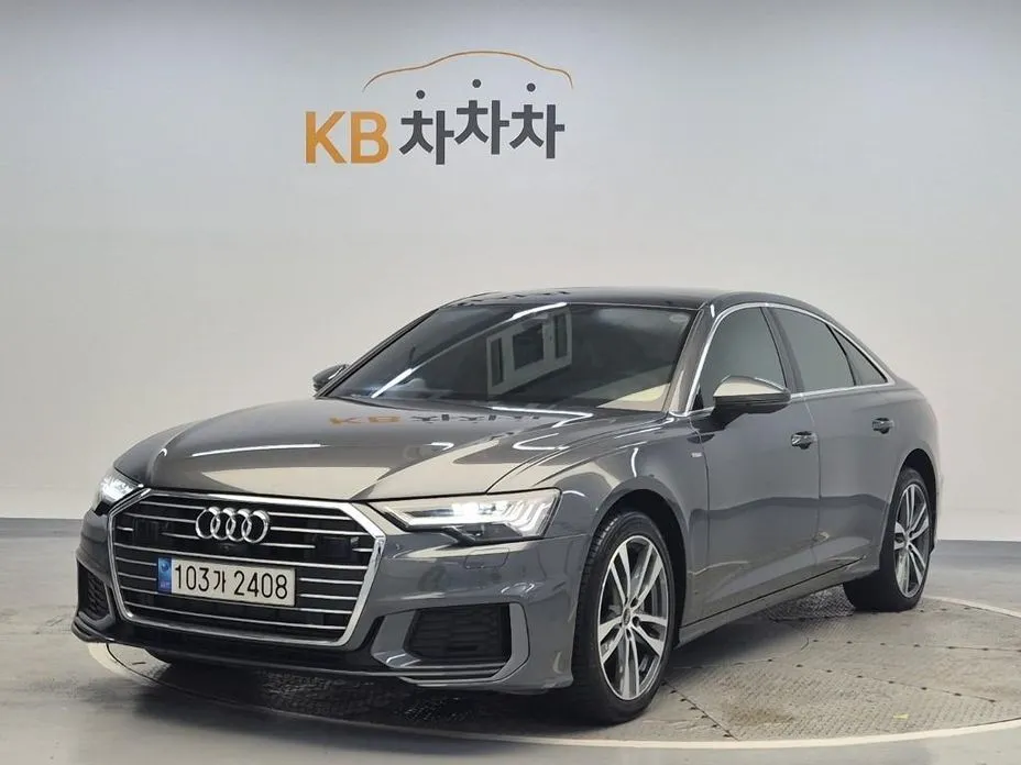 Audi A6 — фото 1
