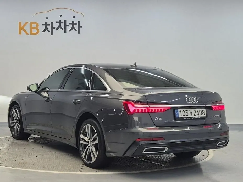 Audi A6 — фото 2