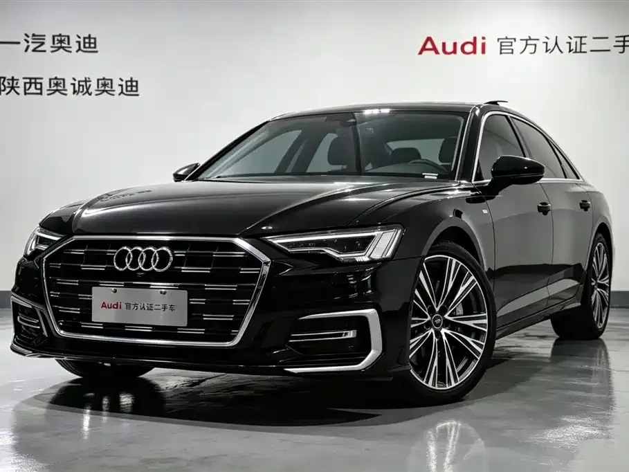 Audi A6L — фото 1