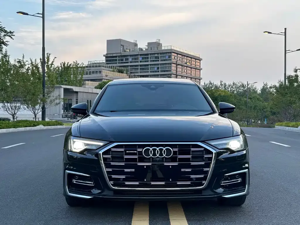 Audi A6L — фото 5