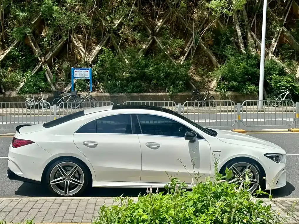 Mercedes-Benz CLA AMG — фото 5