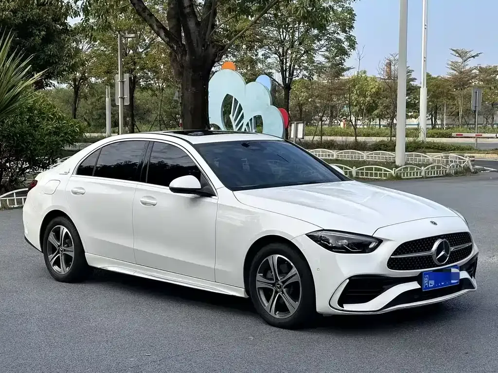 Mercedes-Benz C-Class — фото 9