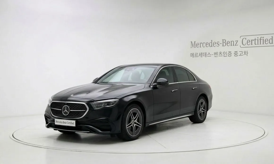 Mercedes-Benz E-Class — фото 1