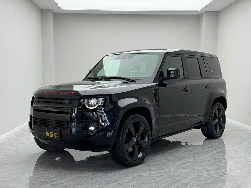 Land Rover Defender — фото 1
