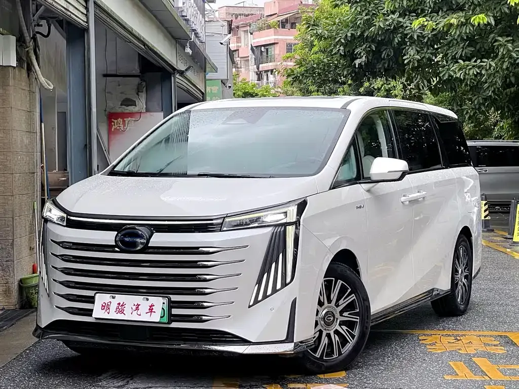 GAC Motor Trumpchi E9 — фото 1
