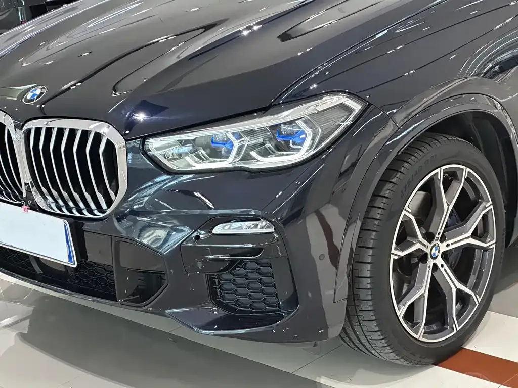 BMW X5 (Import) — фото 8