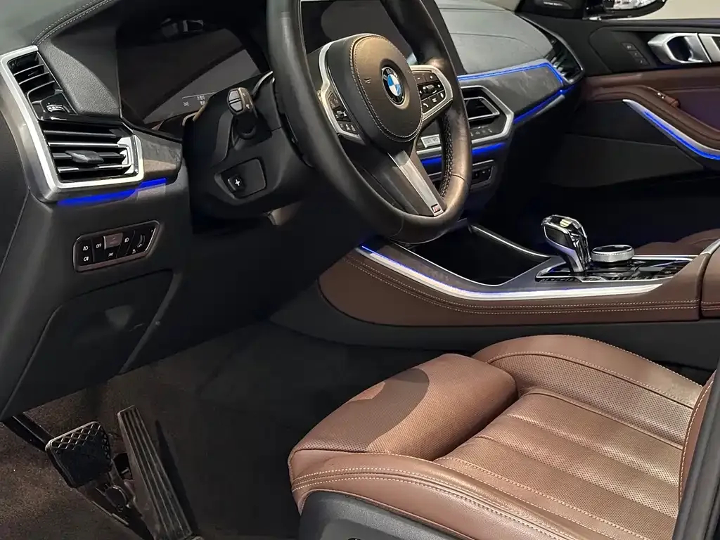 BMW X5 (Import) — фото 2