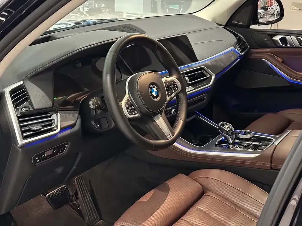 BMW X5 (Import) — фото 7