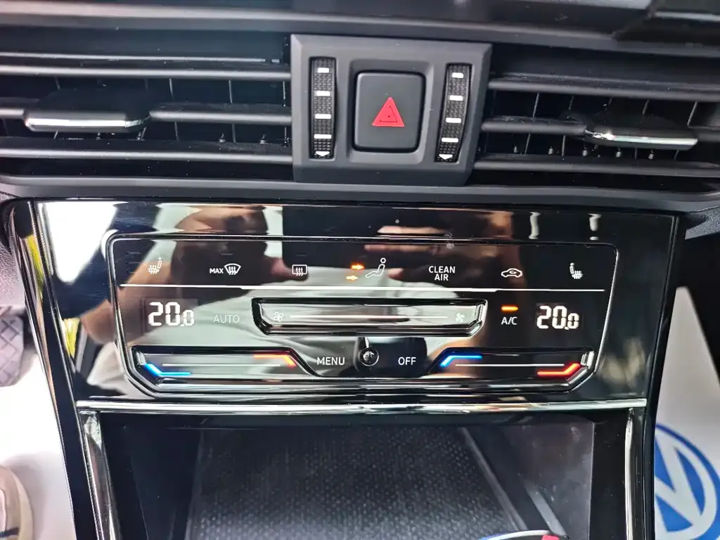 Volkswagen Passat — фото 8