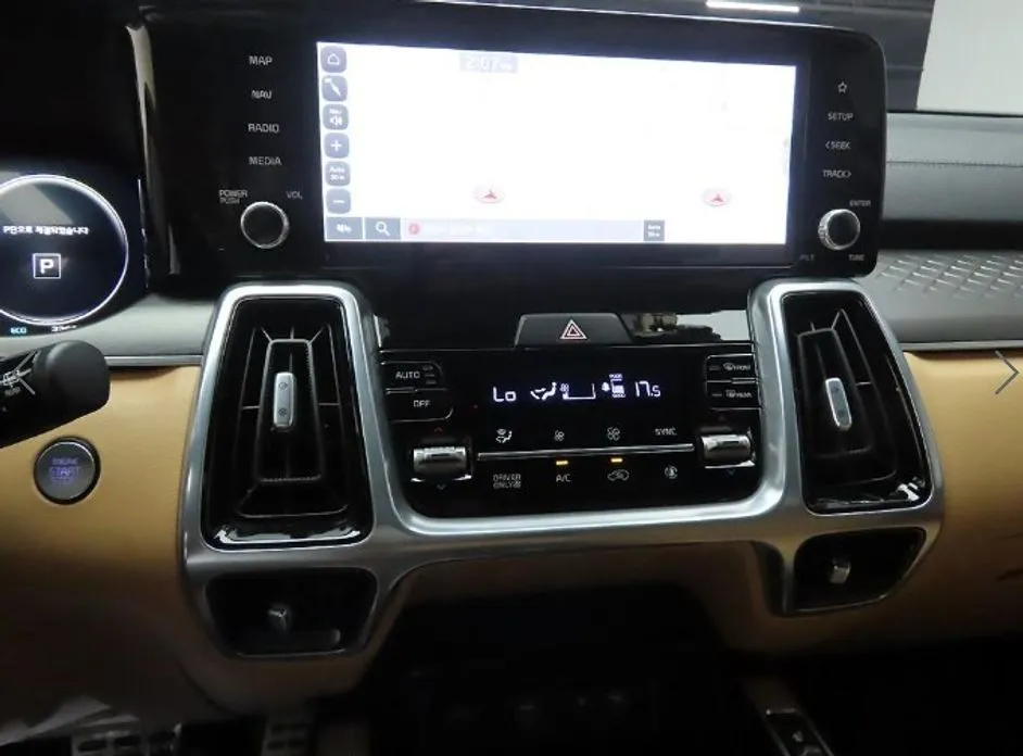 Kia Sorento — фото 9