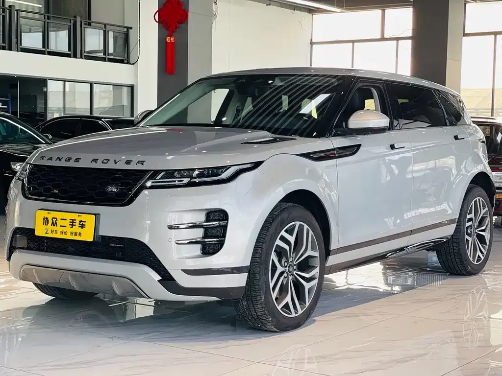 Land Rover Evoque — фото 1