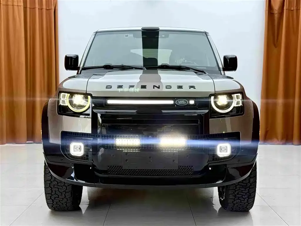 Land Rover Defender — фото 3
