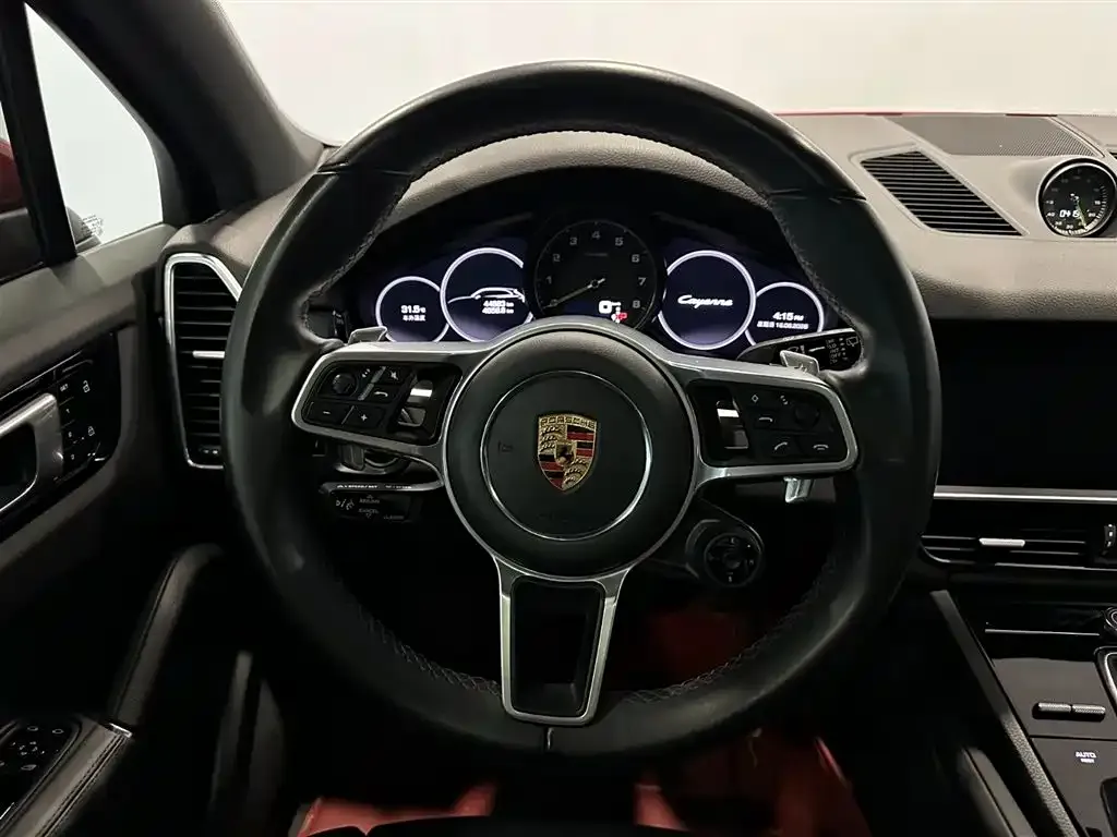 Porsche Cayenne Hybrid — фото 10