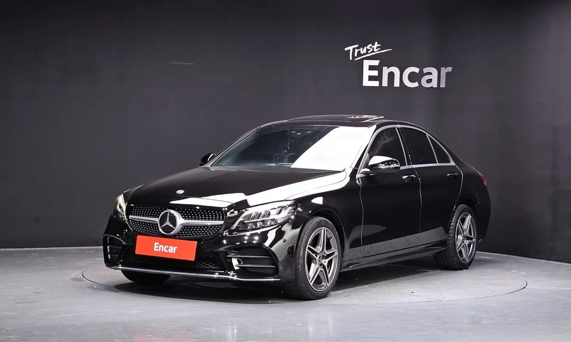 Mercedes-Benz C-Class — фото 1