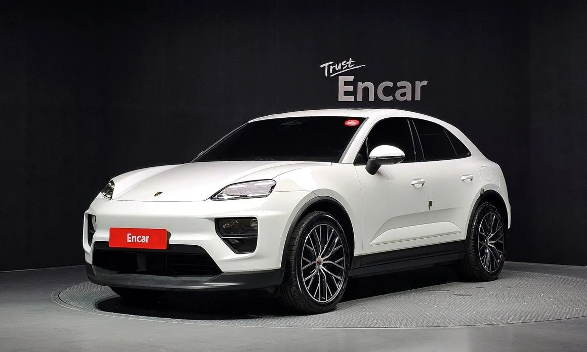 Porsche Macan — фото 1