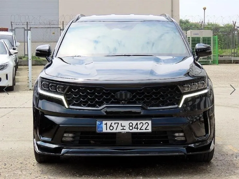 Kia Sorento — фото 1