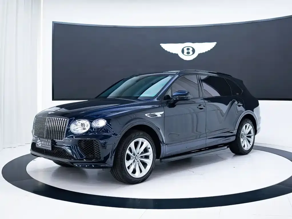 Bentley Bentayga — фото 1