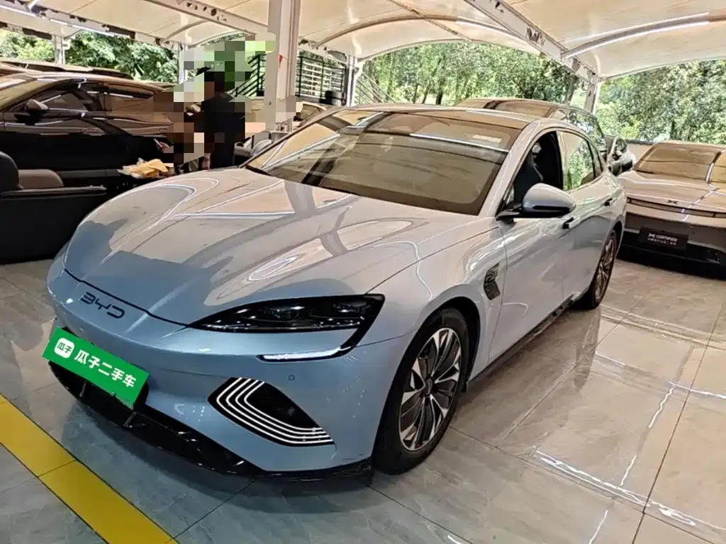 BYD Seal — фото 1