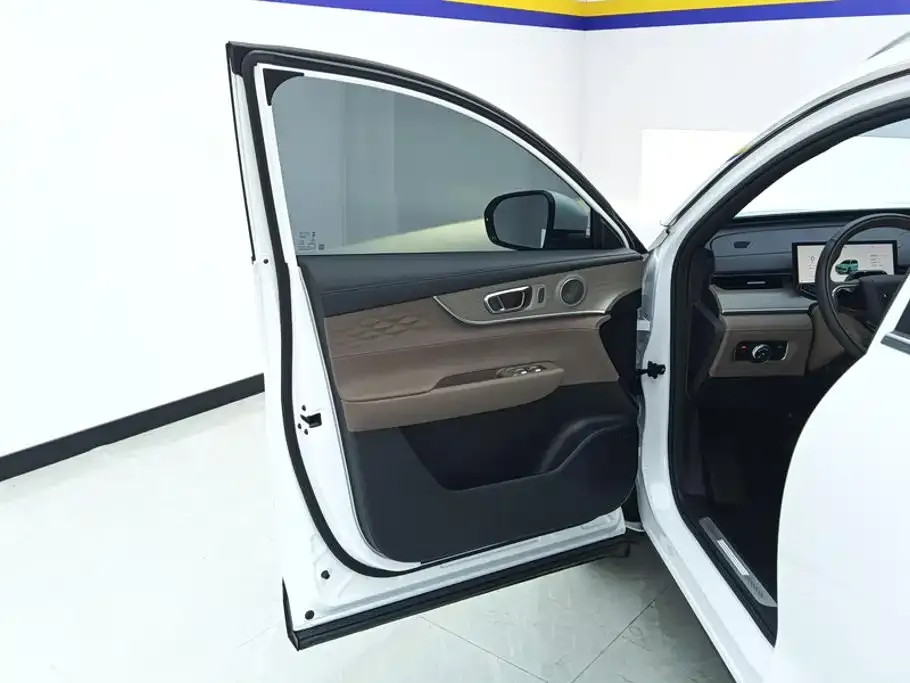 Chery Tiggo 8 PLUS — фото 2