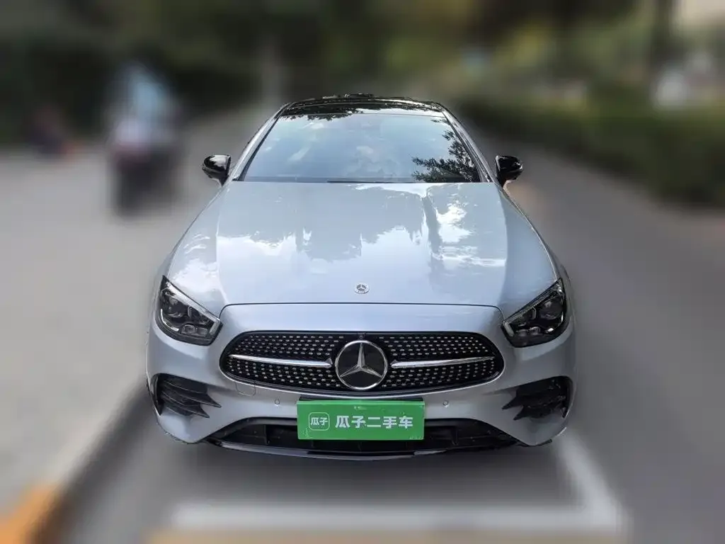Mercedes-Benz E-Class (Import) — фото 4