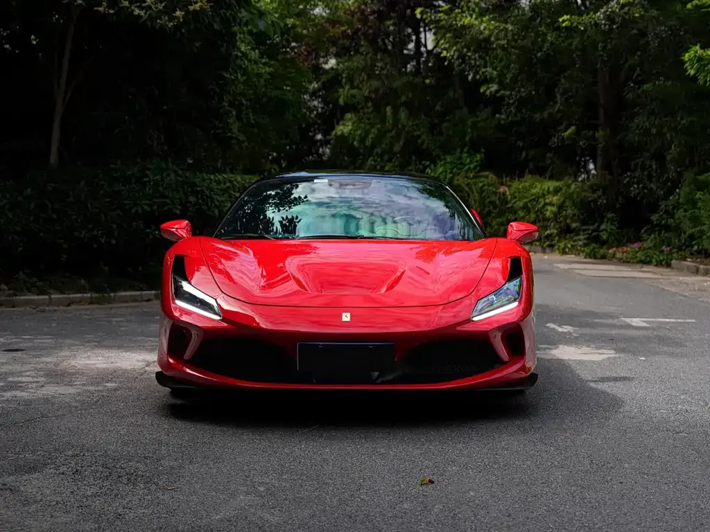 Ferrari F8 — фото 1