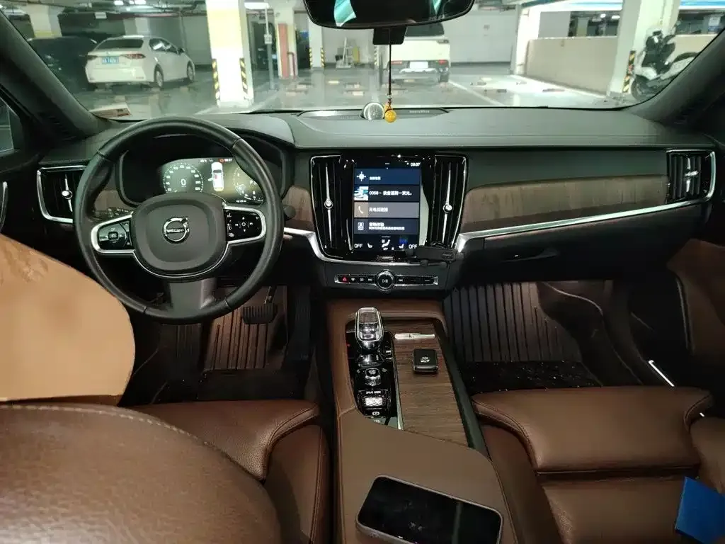 Volvo S90 — фото 4