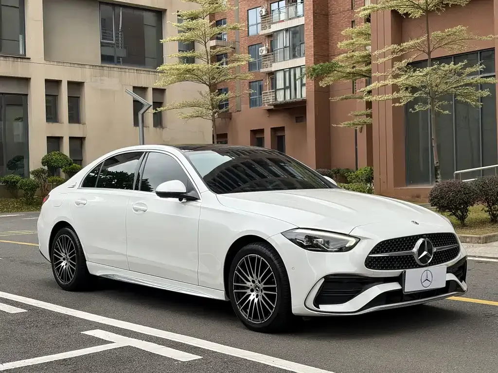Mercedes-Benz C-Class — фото 4