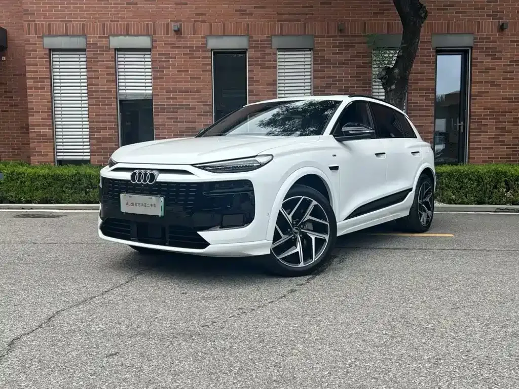 Audi Q6L e-tron — фото 8