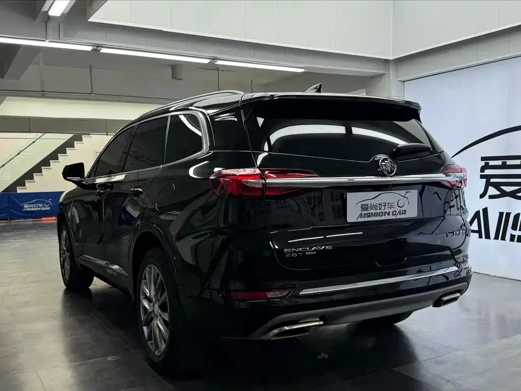 Buick Enclave — фото 2