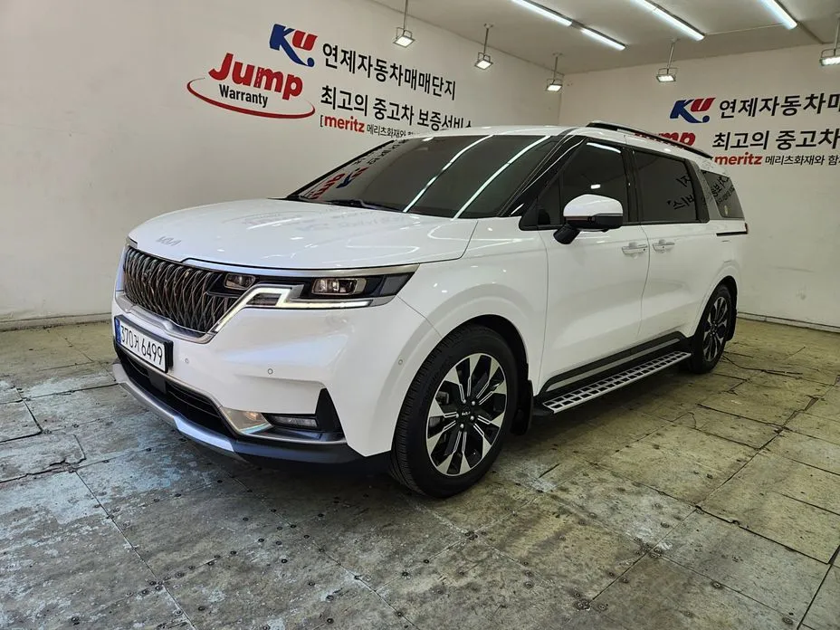 Kia Carnival — фото 1