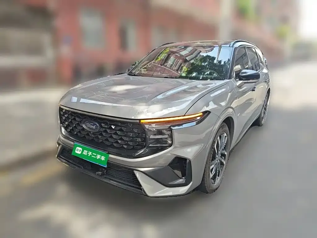 Ford Edge — фото 1