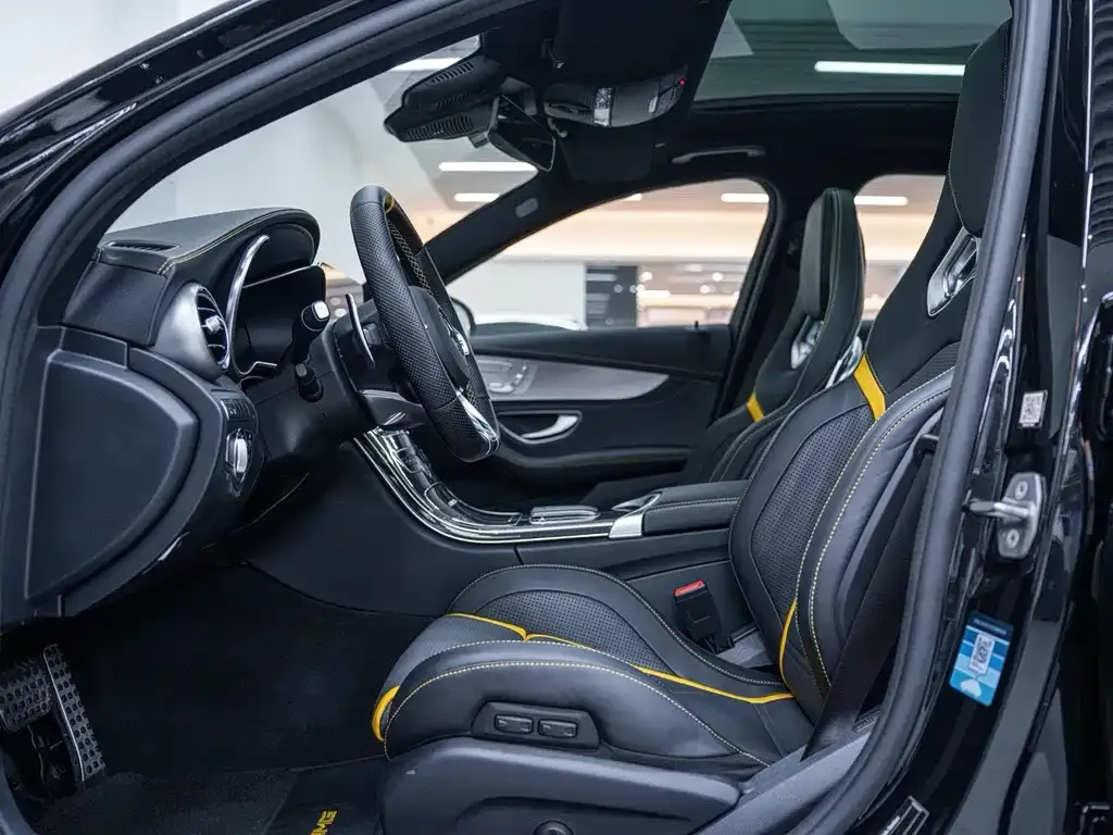 Mercedes-Benz C-Class AMG — фото 2
