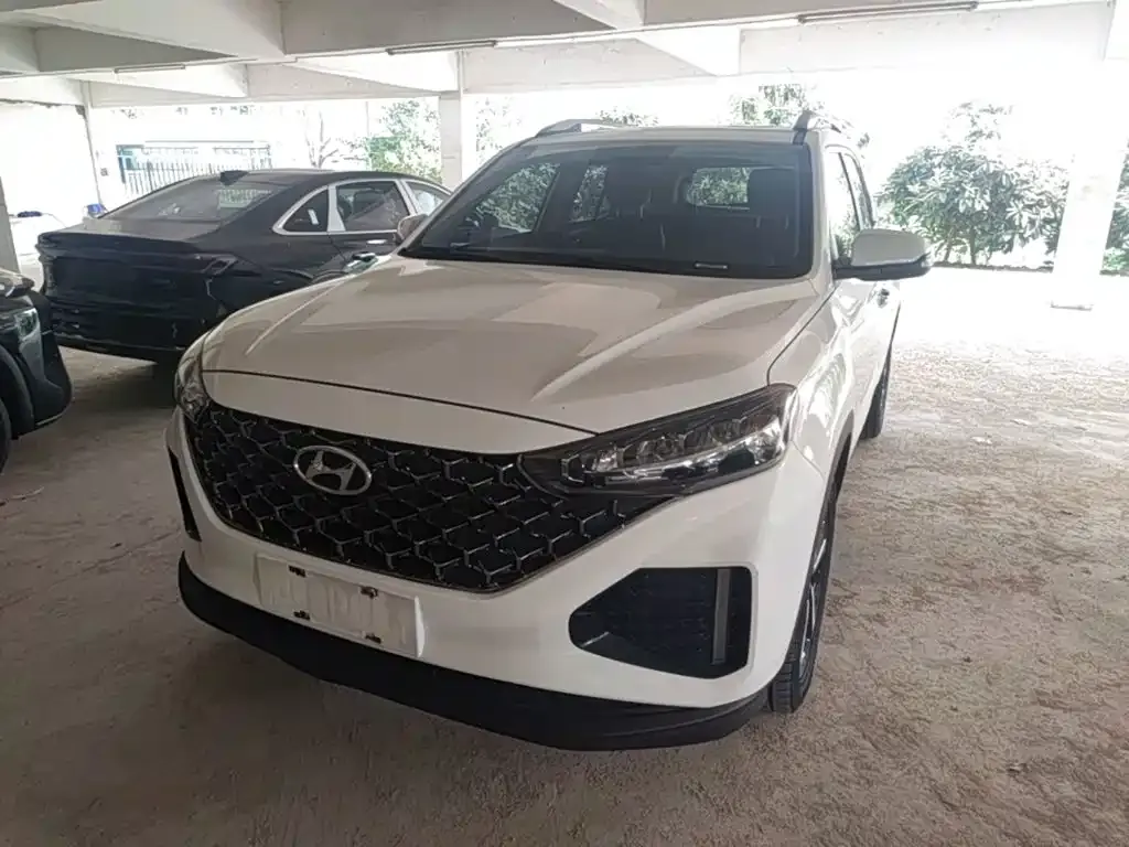 Hyundai ix35 — фото 1