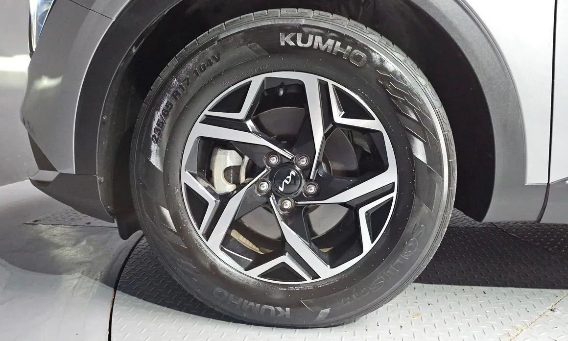 Kia Sportage — фото 9