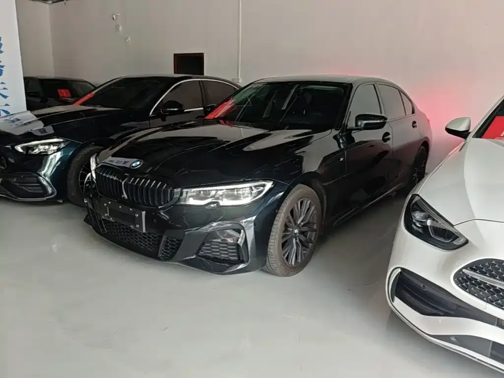BMW 3 Series — фото 1