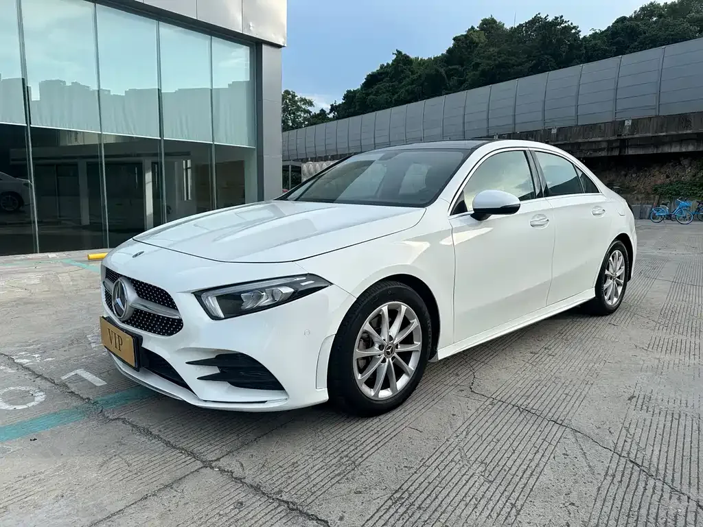 Mercedes-Benz A-Class — фото 1