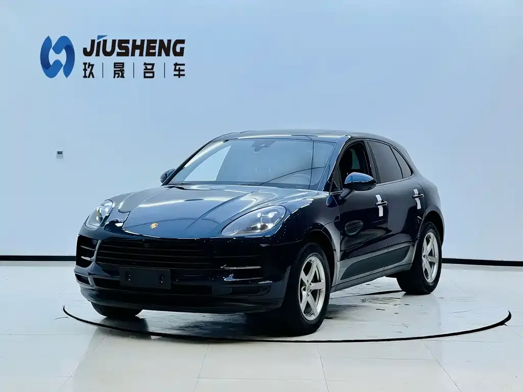 Porsche Macan — фото 1