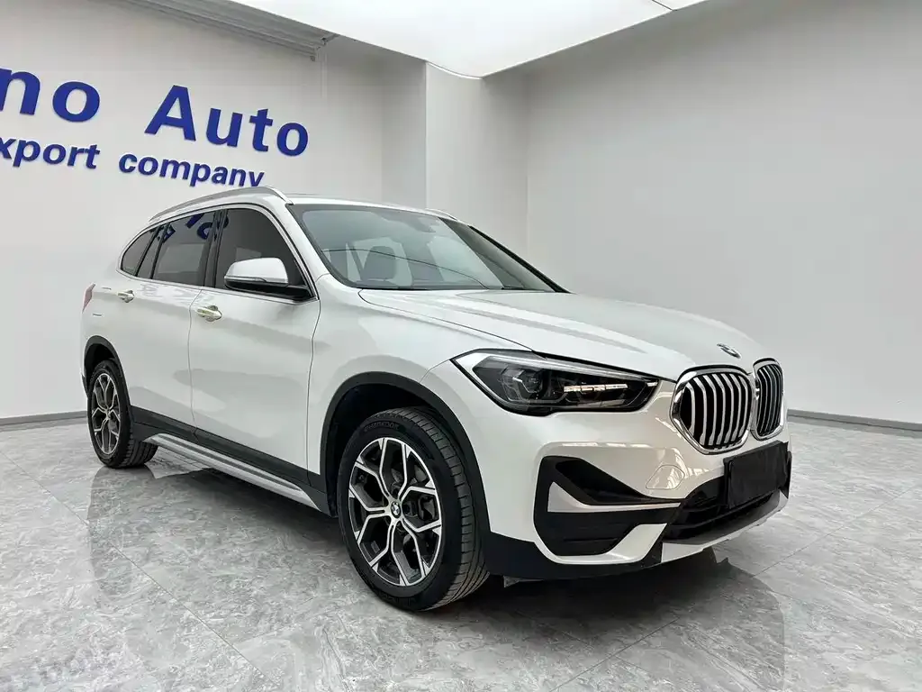 BMW X1 — фото 5