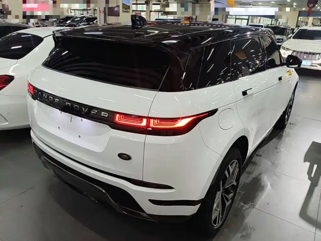 Land Rover Evoque — фото 6